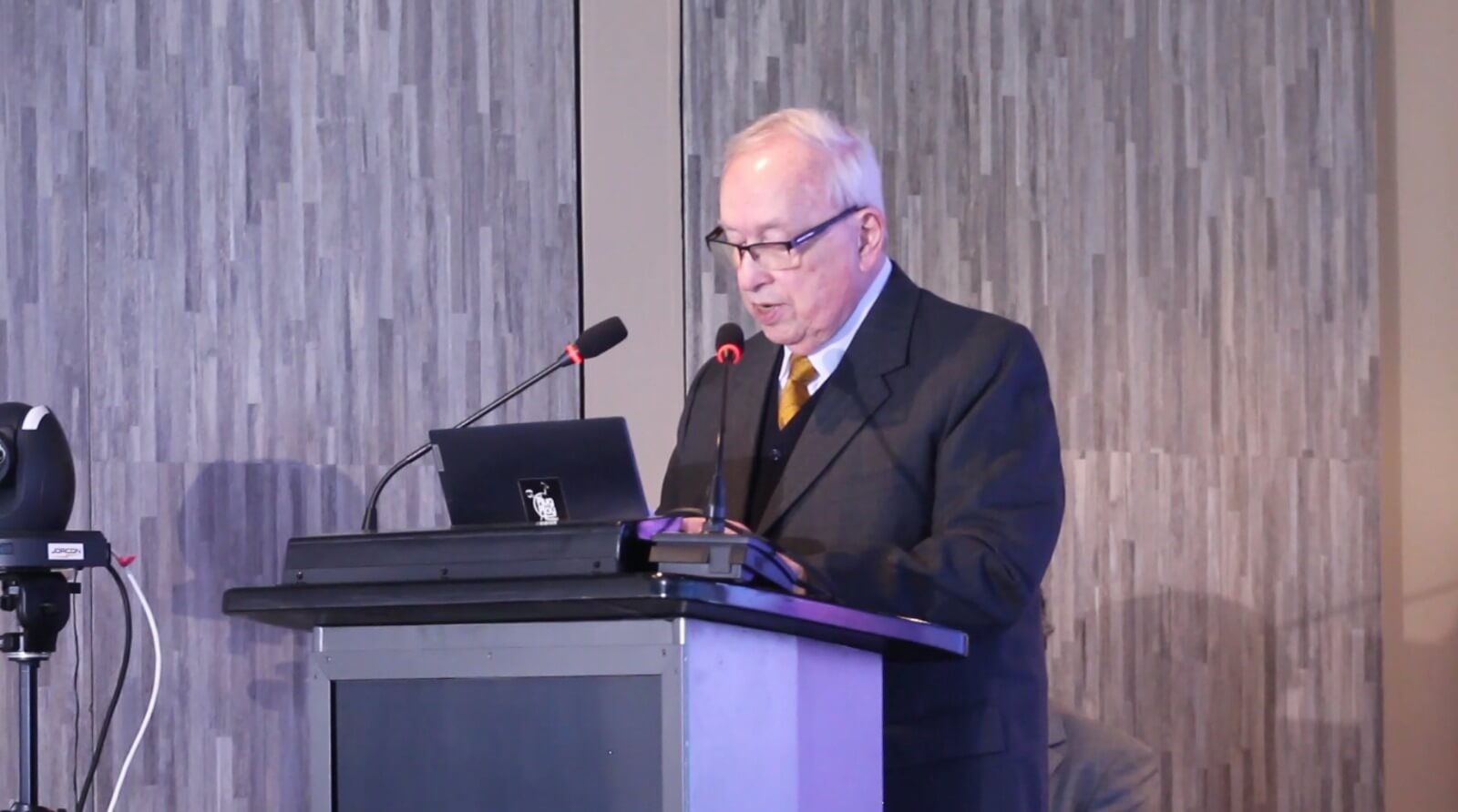 Retrato de Dr. Italo Capurro Vattoune